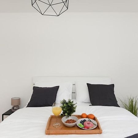 L&R Luxury Apartment- Free Parking زادار المظهر الخارجي الصورة