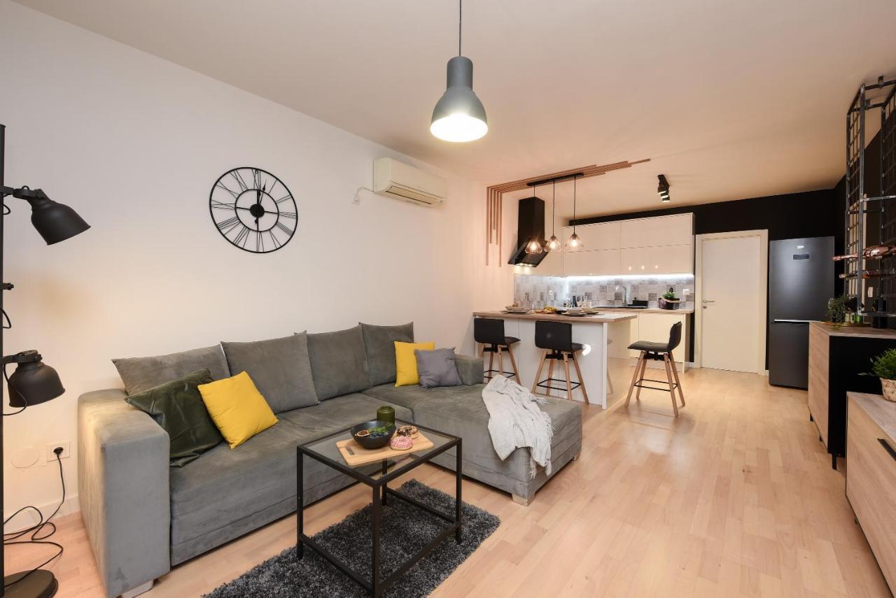 L&R Luxury Apartment- Free Parking زادار المظهر الخارجي الصورة
