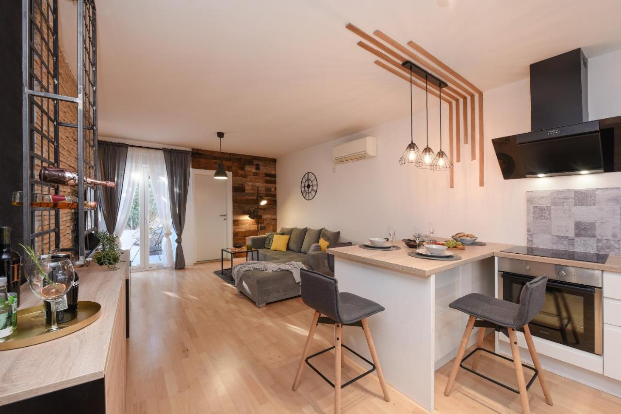 L&R Luxury Apartment- Free Parking زادار المظهر الخارجي الصورة